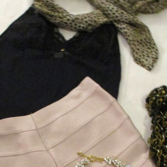 😍😎 HMS – HOT MIAMI STYLE BANDAGE BODY CON PENCIL SKIRT – NWOT 😎😍 - Picture 11 of 13